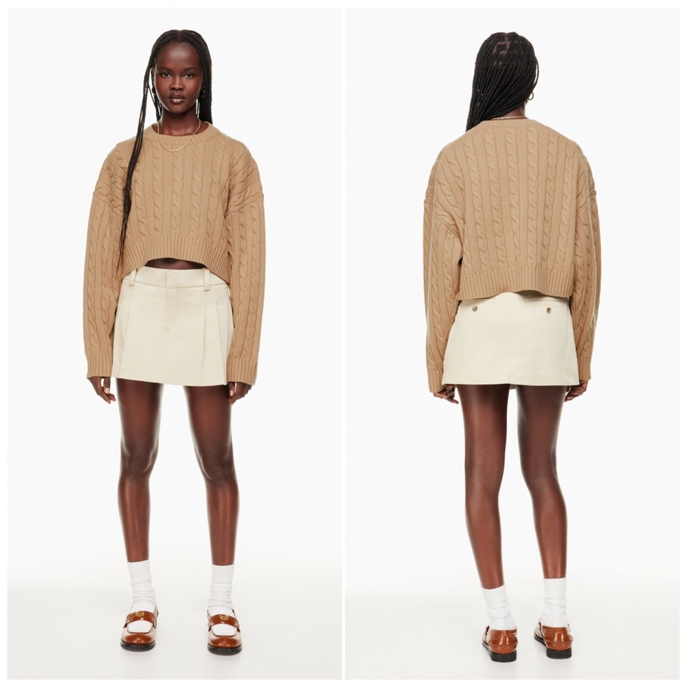 NEW Aritzia Sunday Best Peggy Cropped Sweater
Cable Knit Wool Blend Size Small - Picture 2 of 11